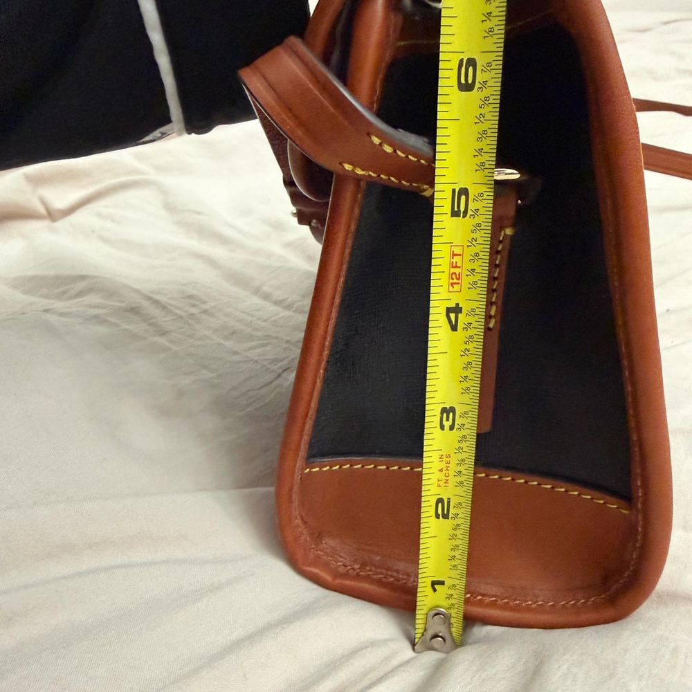 Dooney & Bourke Black and Brown leather - Picture 13 of 14